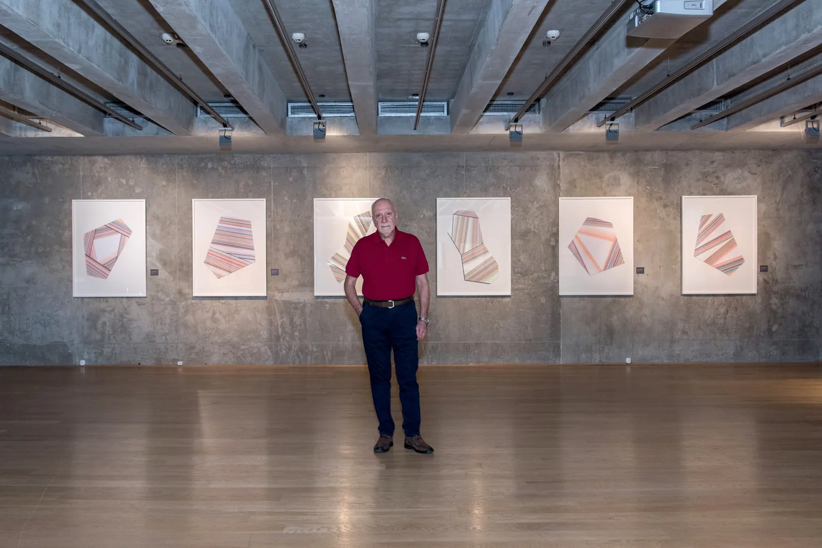 FRAGMENTOS DE PENTÁGONOS – MIGUEL ÁNGEL GIOVANETTI
